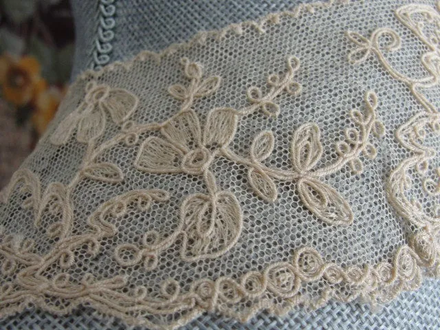 20s ART DECO French Lace Ladies Collar Intricate ROSES Lace Pattern Tambour Embroidery Downton Abbey Great Gatsby Flapper Bridal Gown Lace