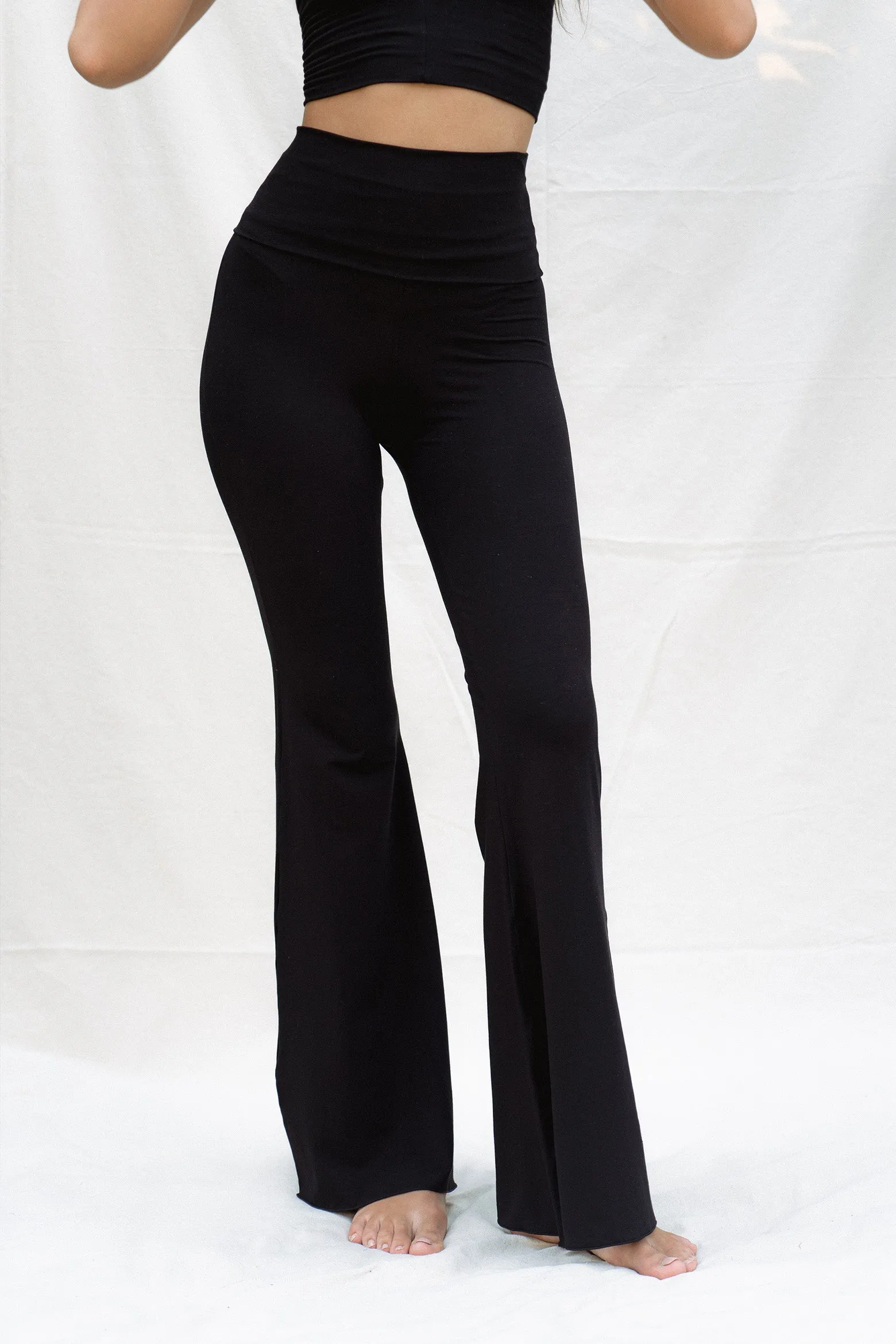 Agni Flares Black - Tall